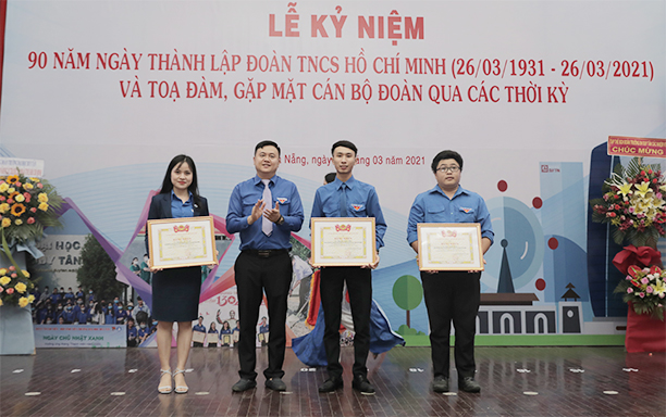 Các câu chuyện hiến máu khác